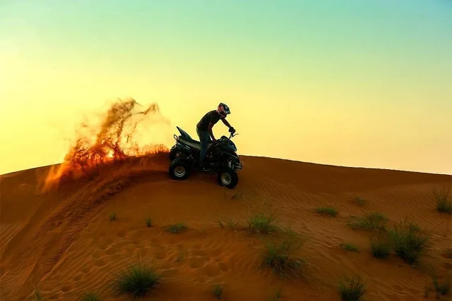 Geführte Quadtour in Ras Al Khaimah mit Hotelabholung – Aufnahme zum Erlebnis – Bild 3