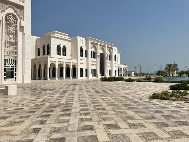 Qasr Al Watan: Eintritt in Palast und Gärten – Aufnahme zum Erlebnis – Bild 7
