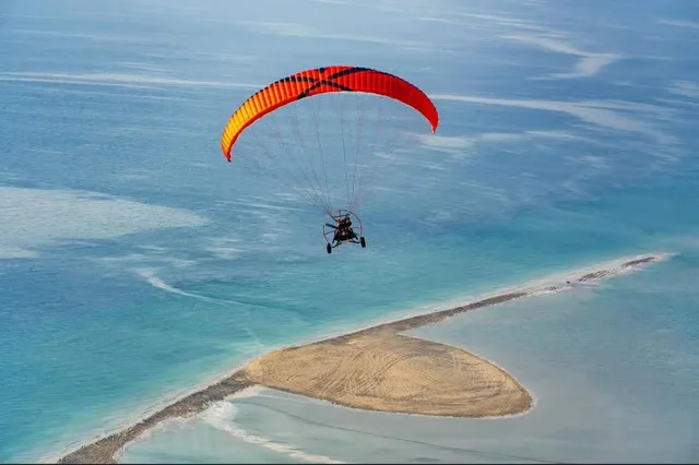 Sealine Paratrike: Flug mit Pilot und Transferoptionen – Aufnahme zum Erlebnis – Bild 6