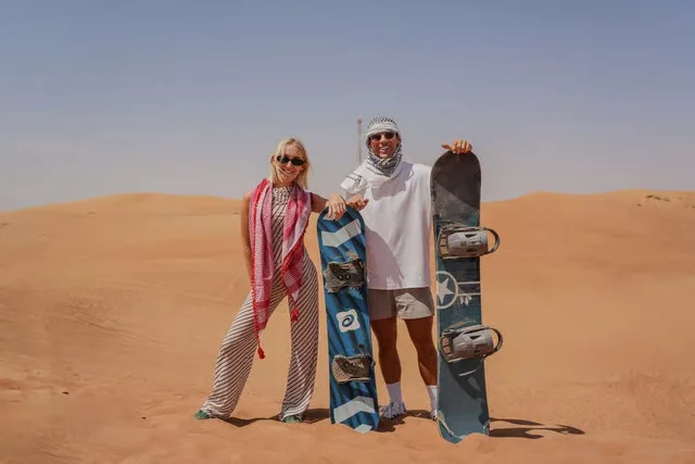 Dubai Wüstensafari: Dünen, Kamelritt und Buggy-Option – Aufnahme zum Erlebnis – Bild 15