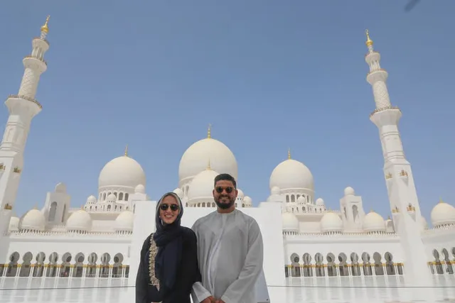 Abu Dhabi ab Dubai: Moschee, Palast und Etihad Towers – Aufnahme zum Erlebnis – Bild 10