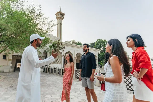 Al Fahidi, Souks und Abra: Rundgang durch das alte Dubai – Aufnahme zum Erlebnis – Bild 8