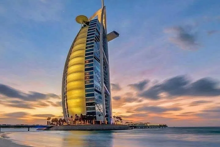 Dubai privat entdecken ab Ras Al Khaimah – Aufnahme zum Erlebnis
