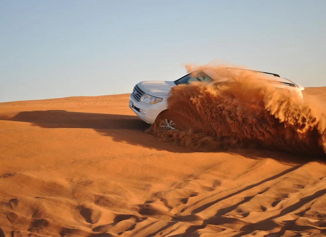 Bedouin Oasis: Abendsafari mit Dünenfahrt und Grillessen – Aufnahme zum Erlebnis