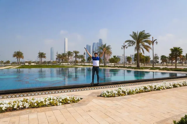 Abu Dhabi ab Dubai: Moschee, Palast und Etihad Towers – Aufnahme zum Erlebnis – Bild 5