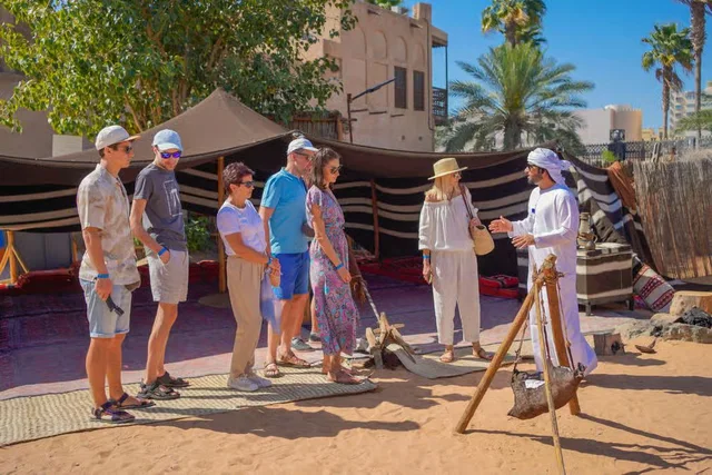 Al Fahidi, Souks und Abra: Rundgang durch das alte Dubai – Aufnahme zum Erlebnis – Bild 22