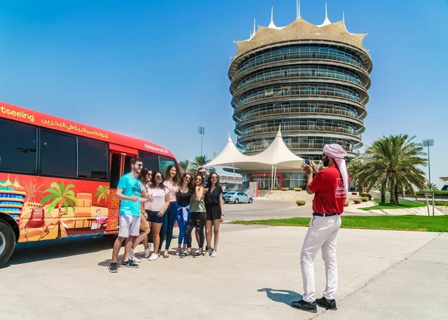 Manama Stadttour: Museum und Boot oder Wüstenvariante – Aufnahme zum Erlebnis – Bild 3