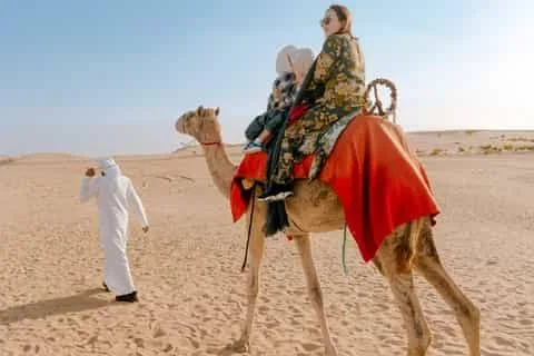 Abu Dhabi Wüstensafari zum Sonnenaufgang – Aufnahme zum Erlebnis – Bild 7