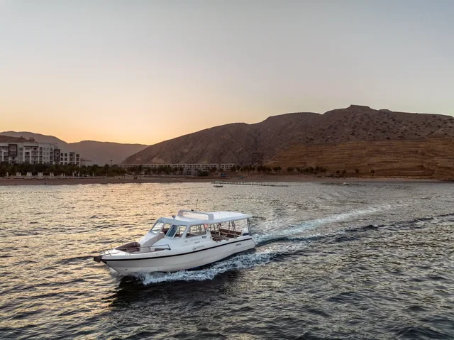 2-Hour Sunset Viewing Boat Tour