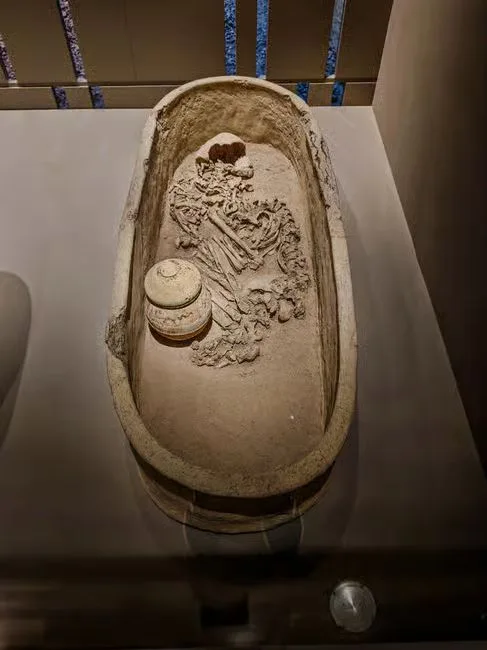 Bahrain Landausflug mit Nationalmuseum und Wüstenorten – Aufnahme zum Erlebnis – Bild 10
