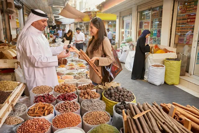 Manama am Abend: Souq, Goldmarkt und Little India – Aufnahme zum Erlebnis – Bild 9