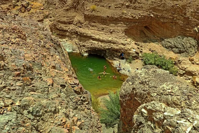Private Wüstentour und Wadi Shawka ab Dubai – Aufnahme zum Erlebnis – Bild 5
