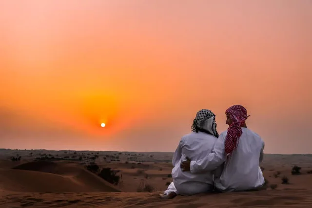 Dubai Wüstensafari: Dünen, Kamelritt und Buggy-Option – Aufnahme zum Erlebnis – Bild 17