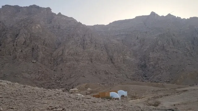 Jebel Hafit Desert Park: Tagesbesuch und Heritage Tent – Aufnahme zum Erlebnis – Bild 8