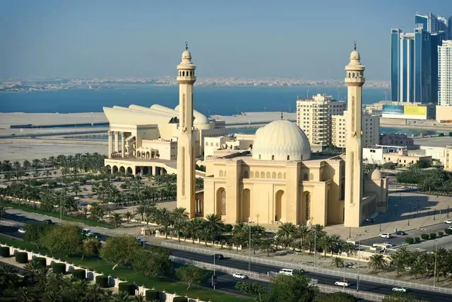 Bahrain Landausflug mit Nationalmuseum und Wüstenorten – Aufnahme zum Erlebnis – Bild 5