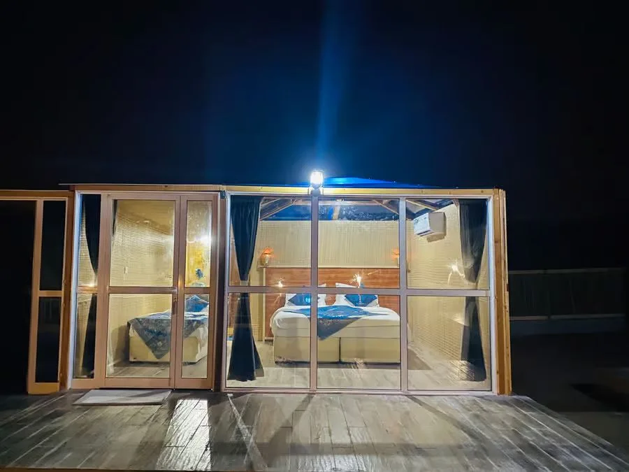 Bedouin Oasis Nature View Chalet: Übernachtung in der Wüste – Aufnahme zum Erlebnis