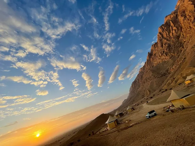 Jebel Hafit Desert Park: Tagesbesuch und Heritage Tent – Aufnahme zum Erlebnis – Bild 2