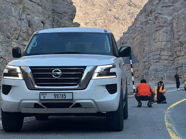 Private Jebel-Jais-Bergfahrt mit Aussichtshalten – Aufnahme zum Erlebnis – Bild 4
