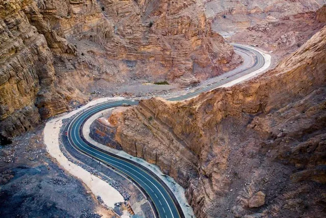 Private Jebel-Jais-Bergfahrt mit Aussichtshalten – Aufnahme zum Erlebnis – Bild 2
