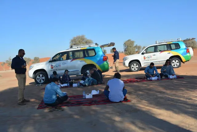 Private Wüstentour und Wadi Shawka ab Dubai – Aufnahme zum Erlebnis – Bild 6