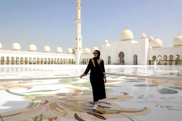 Abu Dhabi ab Dubai: Moschee, Palast und Etihad Towers – Aufnahme zum Erlebnis – Bild 19