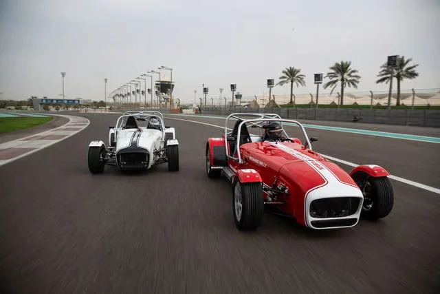 Yas Marina Circuit: geführter Blick hinter die Kulissen – Aufnahme zum Erlebnis – Bild 4
