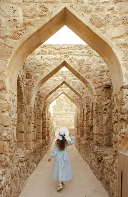Bahrain Landausflug mit Nationalmuseum und Wüstenorten – Aufnahme zum Erlebnis – Bild 3