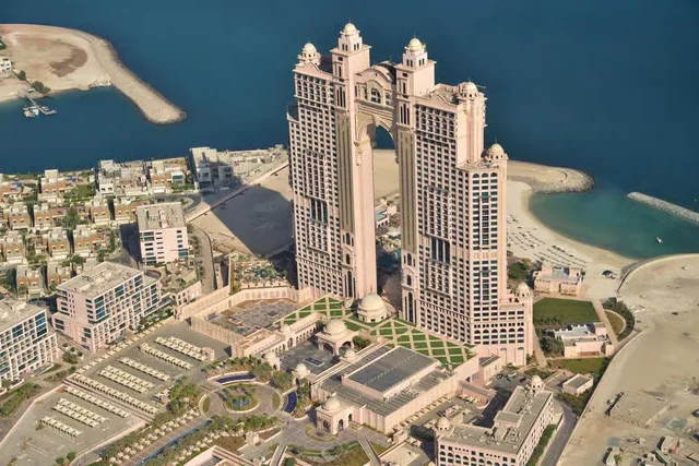 Hubschrauber-Rundflug Abu Dhabi: dreißig Minuten Aussicht – Aufnahme zum Erlebnis – Bild 6