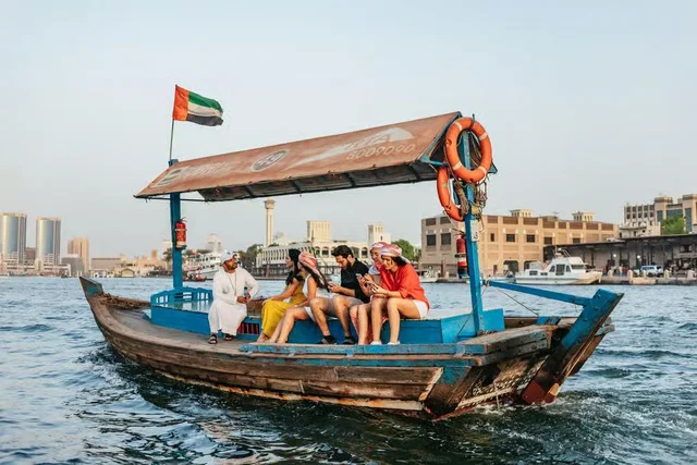 Al Fahidi, Souks und Abra: Rundgang durch das alte Dubai – Aufnahme zum Erlebnis – Bild 23