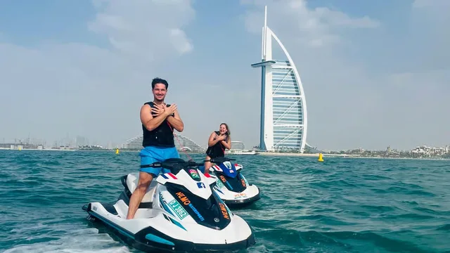 Jetski Dubai: Burj Al Arab und längere Küstenrouten – Aufnahme zum Erlebnis – Bild 2