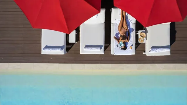 Palm Jumeirah: Strand- und Pooltag im Th8 Palm – Aufnahme zum Erlebnis – Bild 2