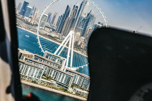 Hubschrauber-Rundflug Dubai: gemeinsamer Sitz oder Privatflug – Aufnahme zum Erlebnis – Bild 6