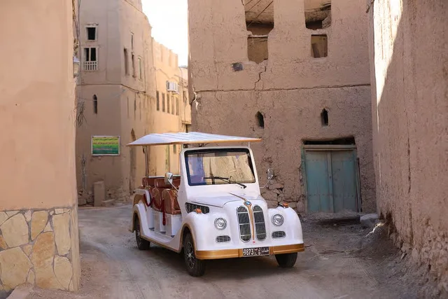 Al Jazirah Al Hamra: geführter Kulturrundgang – Aufnahme zum Erlebnis – Bild 16