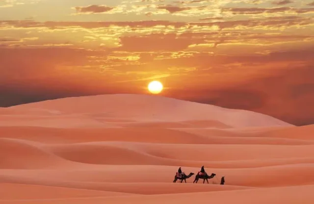 Doha Wüstensafari: Quad, Kamel und Inland Sea – Aufnahme zum Erlebnis – Bild 10