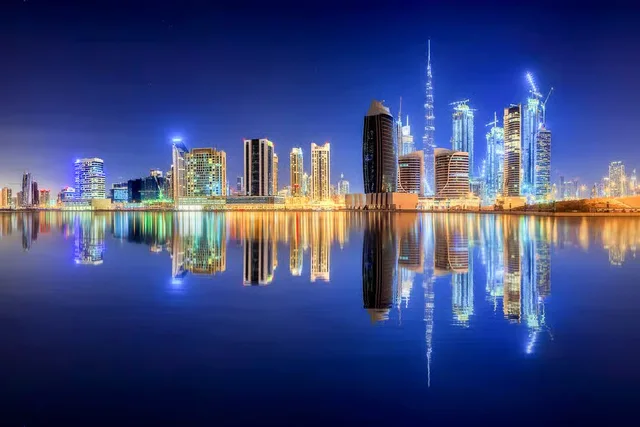 Dubai bei Nacht: Skyline und Fontänen nach Betriebsplan – Aufnahme zum Erlebnis – Bild 7