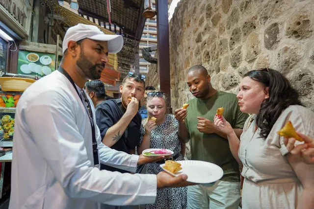 Al Fahidi, Souks und Abra: Rundgang durch das alte Dubai – Aufnahme zum Erlebnis – Bild 2