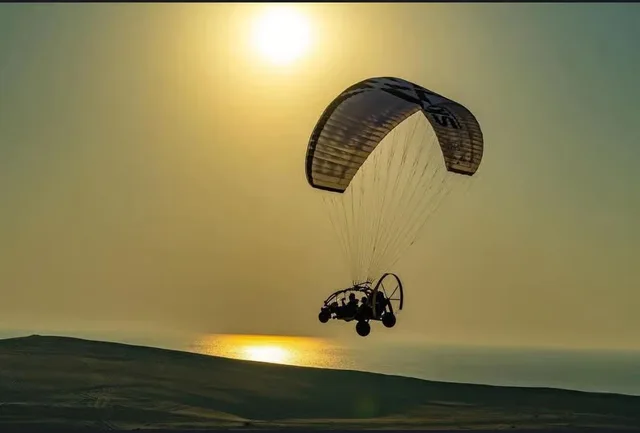 Sealine Paratrike: Flug mit Pilot und Transferoptionen – Aufnahme zum Erlebnis – Bild 2