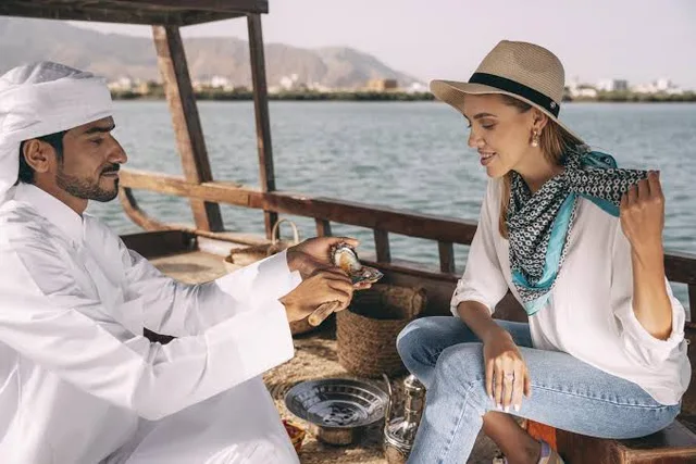 Abu Dhabi Perlentradition: Geschichten und Austernöffnung – Aufnahme zum Erlebnis – Bild 8