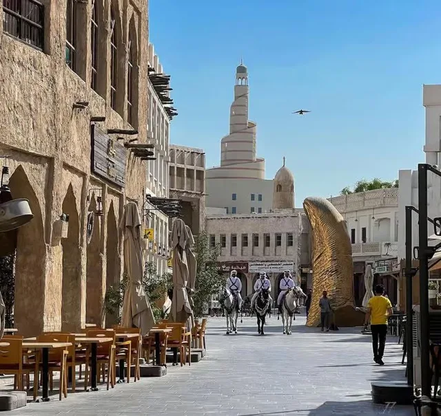 Doha Stadtrundfahrt: Souq, Katara, The Pearl und Corniche – Aufnahme zum Erlebnis – Bild 13