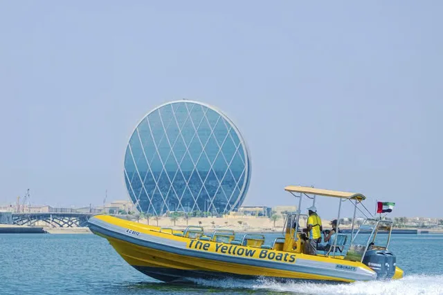 Yas Island Speedboot-Rundfahrt: Skyline in fünfundvierzig Minuten – Aufnahme zum Erlebnis – Bild 7