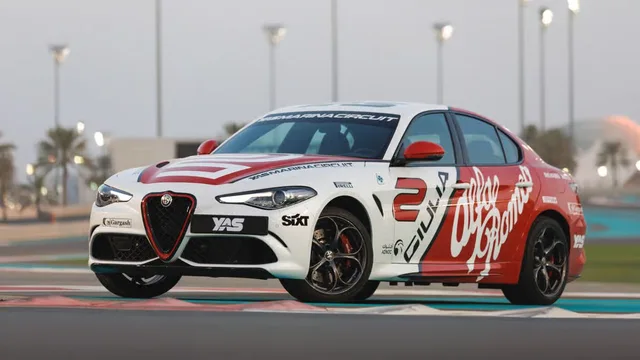 Giulia Quadrifoglio auf Yas Marina: fahren oder mitfahren – Aufnahme zum Erlebnis – Bild 5