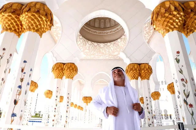 Abu Dhabi ab Dubai: Moschee, Palast und Etihad Towers – Aufnahme zum Erlebnis – Bild 12