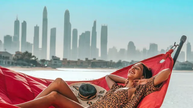Palm Jumeirah: Strand- und Pooltag im Th8 Palm – Aufnahme zum Erlebnis – Bild 4
