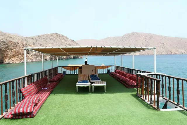 Dibba Musandam ab Sharjah: Dhau-Fahrt mit Mittagessen – Aufnahme zum Erlebnis – Bild 21