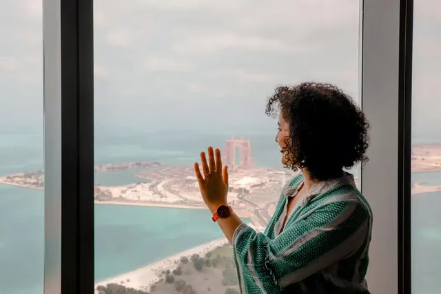 Abu Dhabi ab Dubai: Moschee, Palast und Etihad Towers – Aufnahme zum Erlebnis – Bild 4