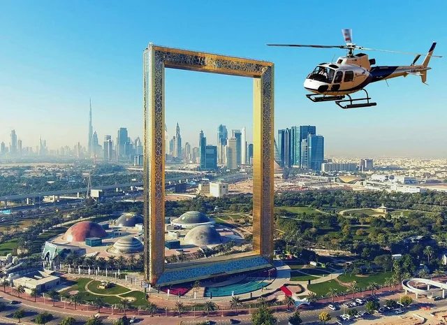 Dubai Helicopter Tour from Atlantis: Palm Jumeirah Sightseeing experience in Dubai