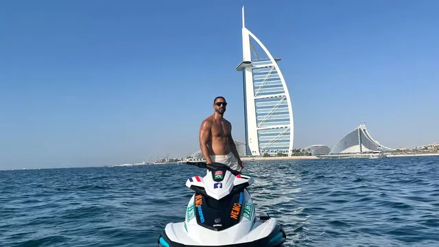 Jetski Dubai: Burj Al Arab und längere Küstenrouten – Aufnahme zum Erlebnis – Bild 5